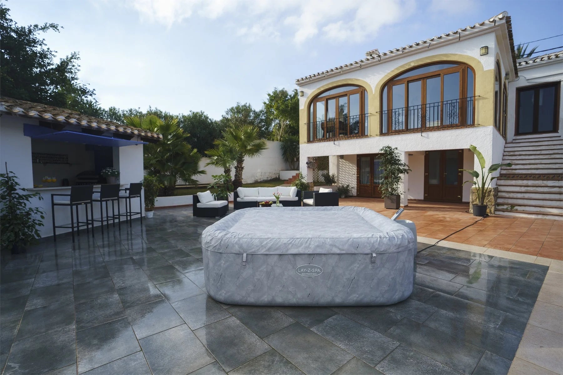 Lay-Z-Spa San Francisco EnergySense® Smart Luxe HydroJet Pro™ 7