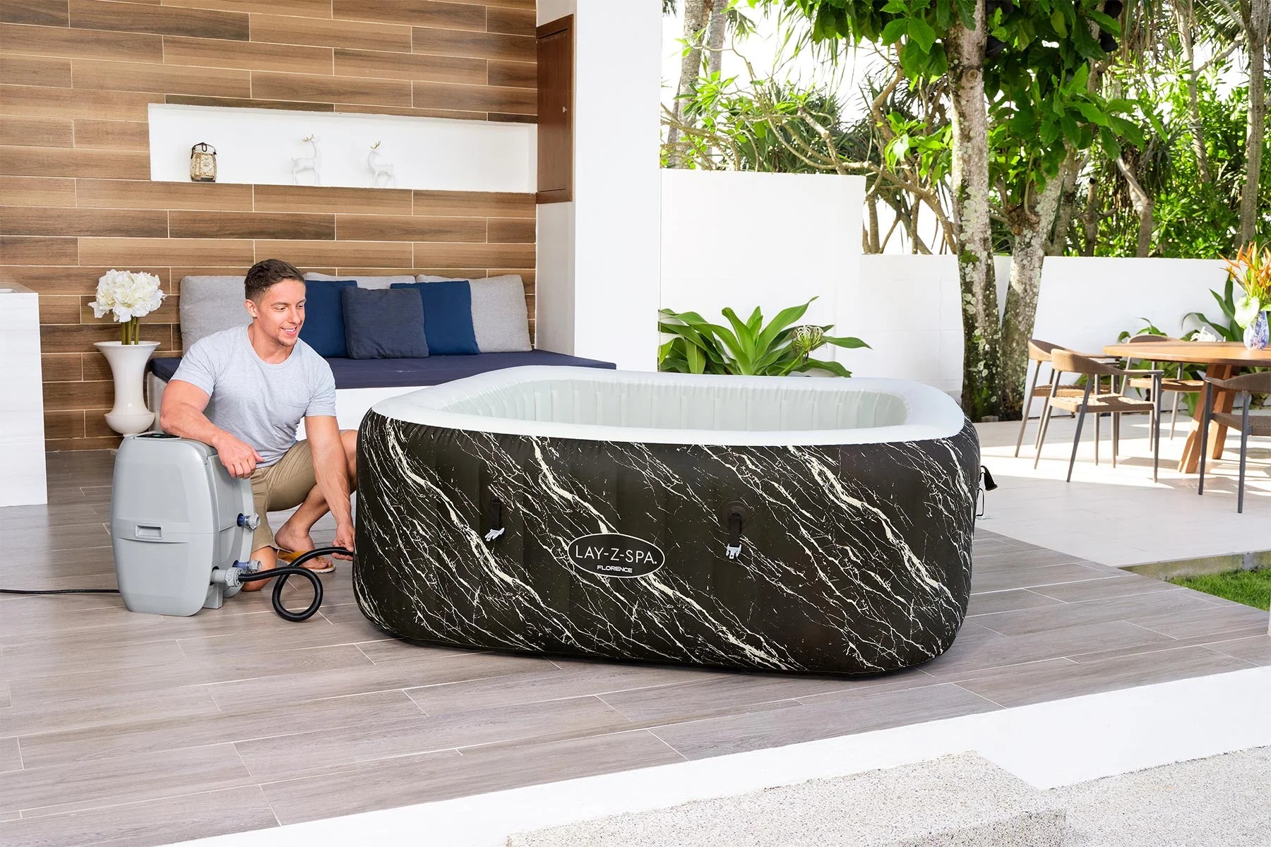 Lay-Z-Spa Florence Luxe AirJet™ Hot Tub 3